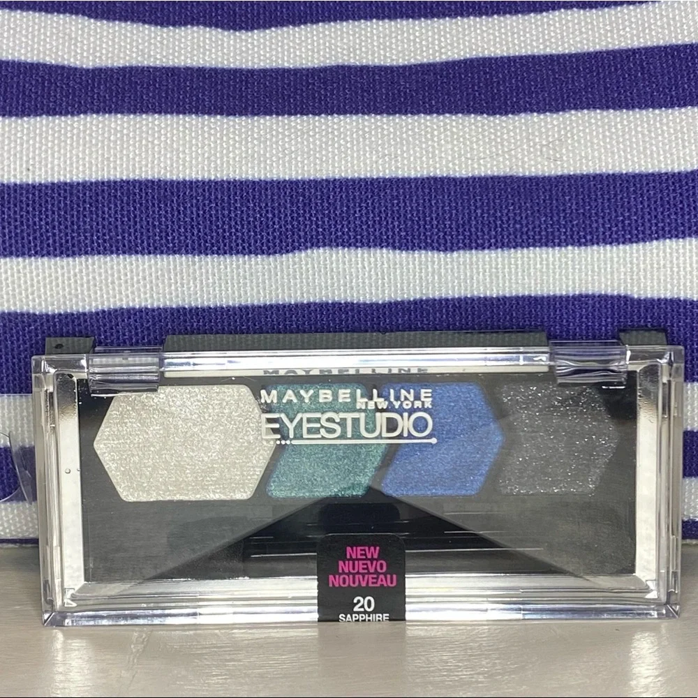🔥5/$25🔥Maybelline Eyestudio Eyeshadow Quad - 20 Saphire Siren